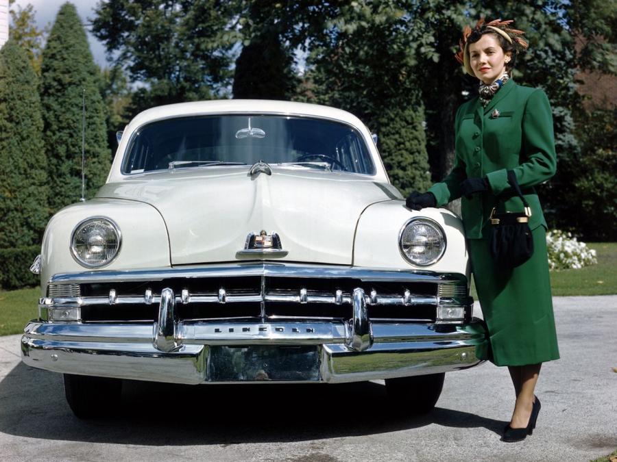  Lincoln Cosmopolitan Sport Sedan 1950 года  (фото 3 из 13)